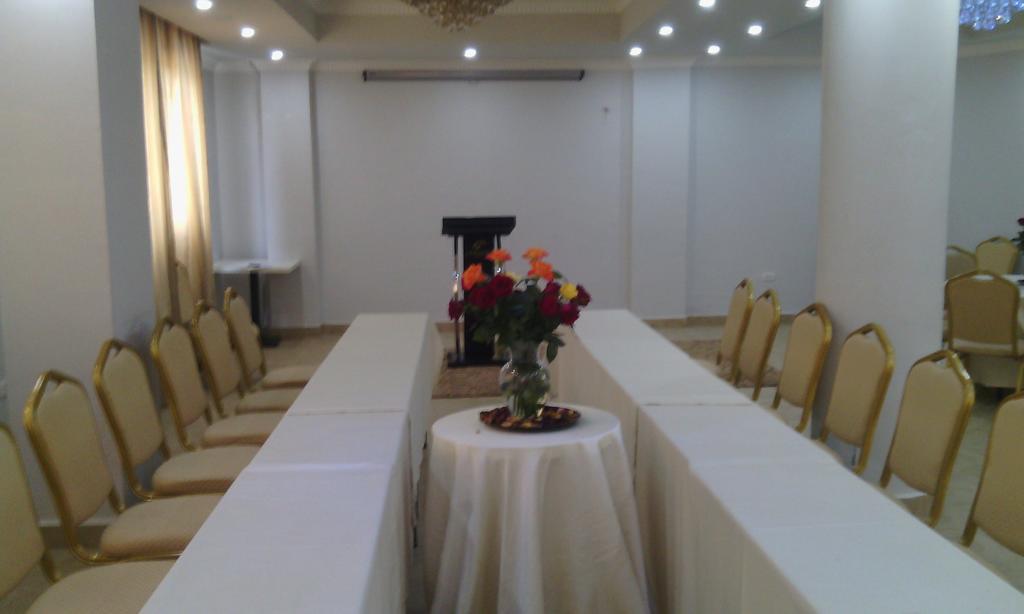 Addissinia Hotel Ngoại thất bức ảnh